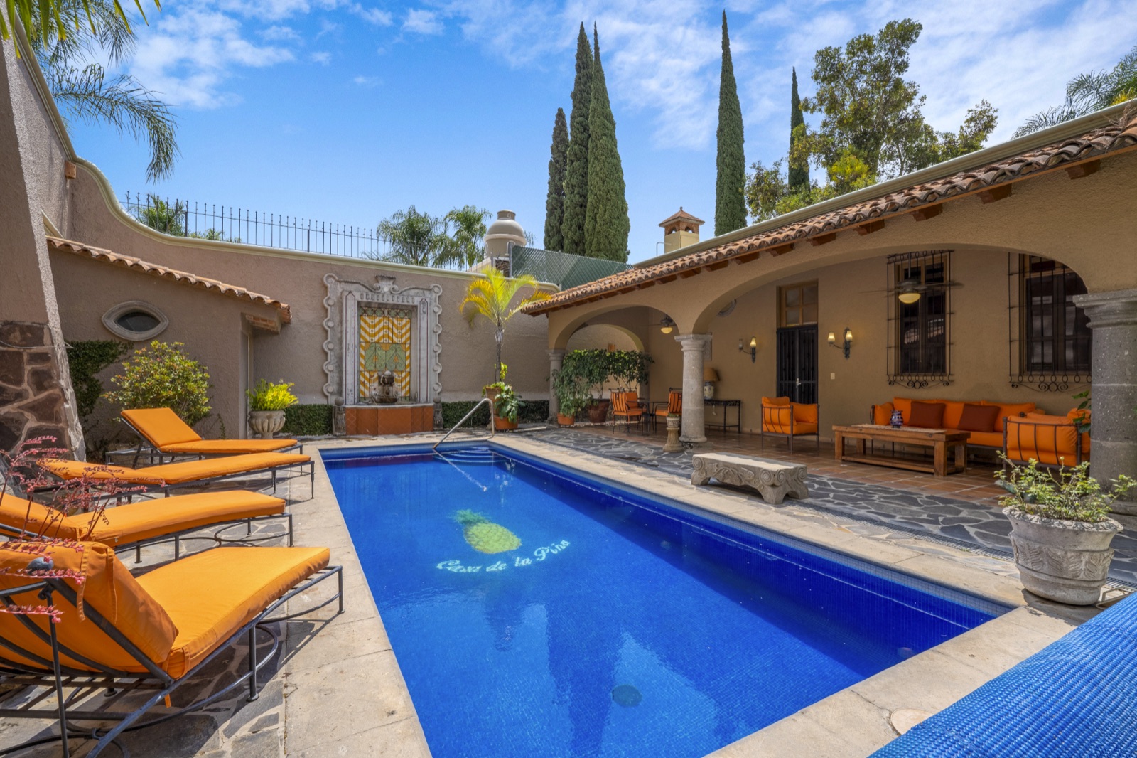Sol Ramirez Real Estate preview
